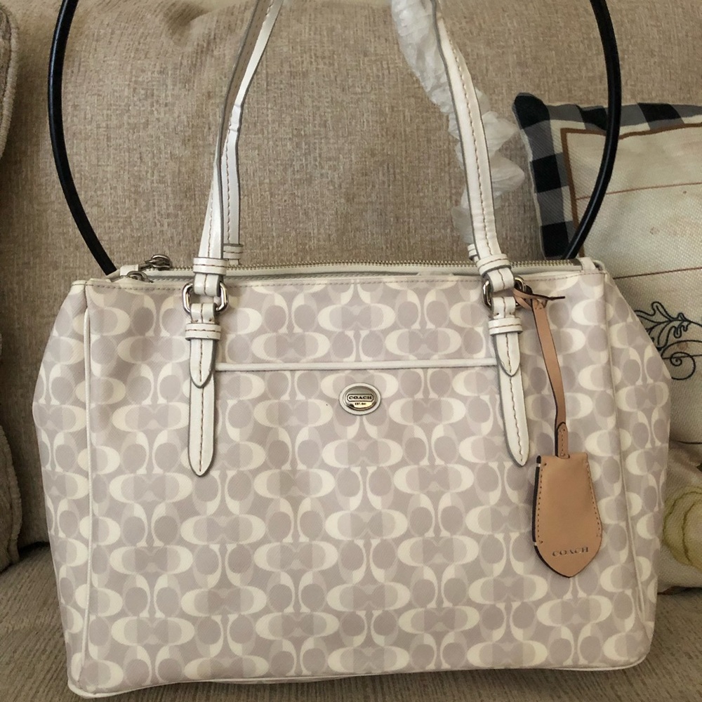 Coach purse new with tag